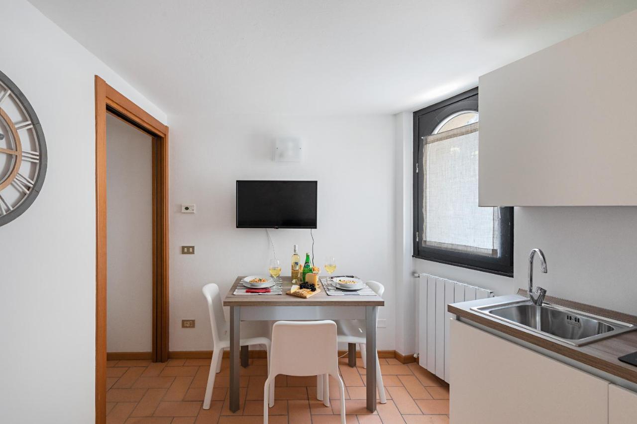 La Limonaia Apartments By Wonderful Italy Gardone Riviera Eksteriør bilde