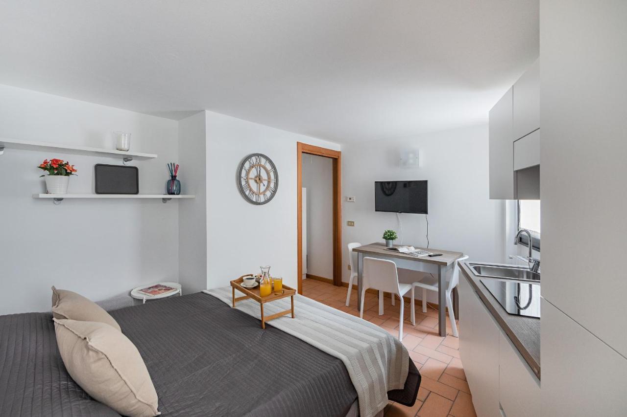 La Limonaia Apartments By Wonderful Italy Gardone Riviera Eksteriør bilde