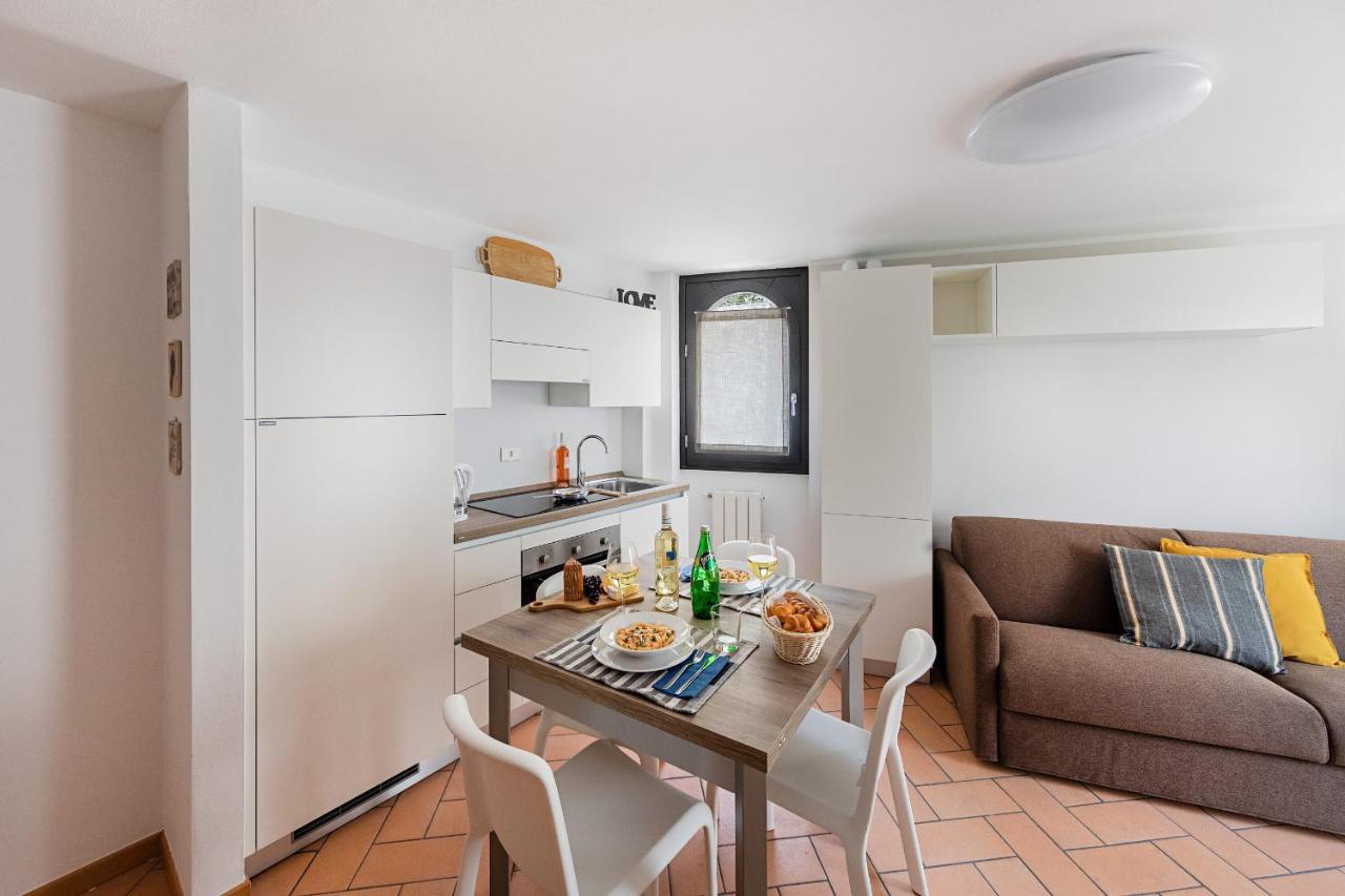 La Limonaia Apartments By Wonderful Italy Gardone Riviera Eksteriør bilde
